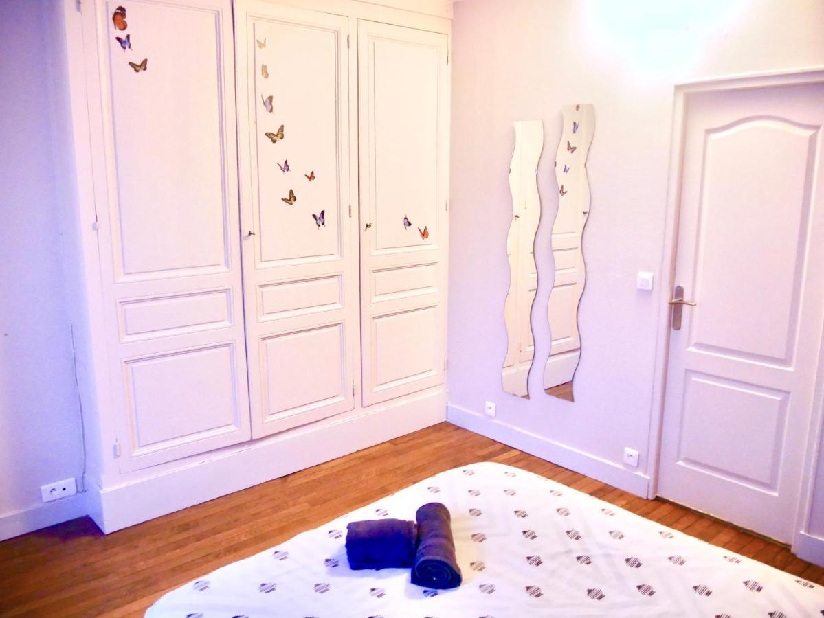 Family Home Санс Екстериор снимка